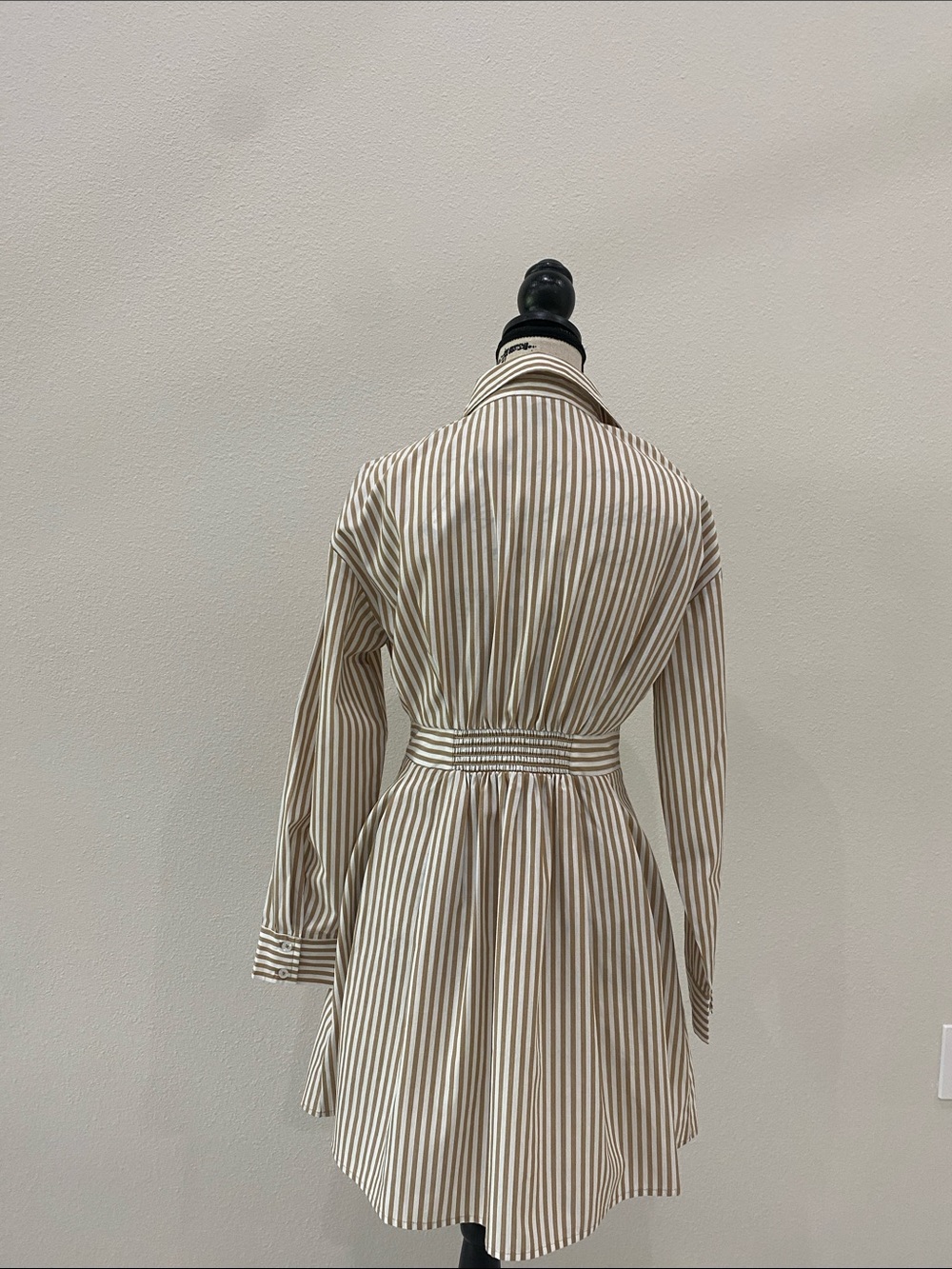 Steve Madden Tan and White Striped Long Sleeve Shirt Dress. Sz Sm. NWT - Picture 9 of 10